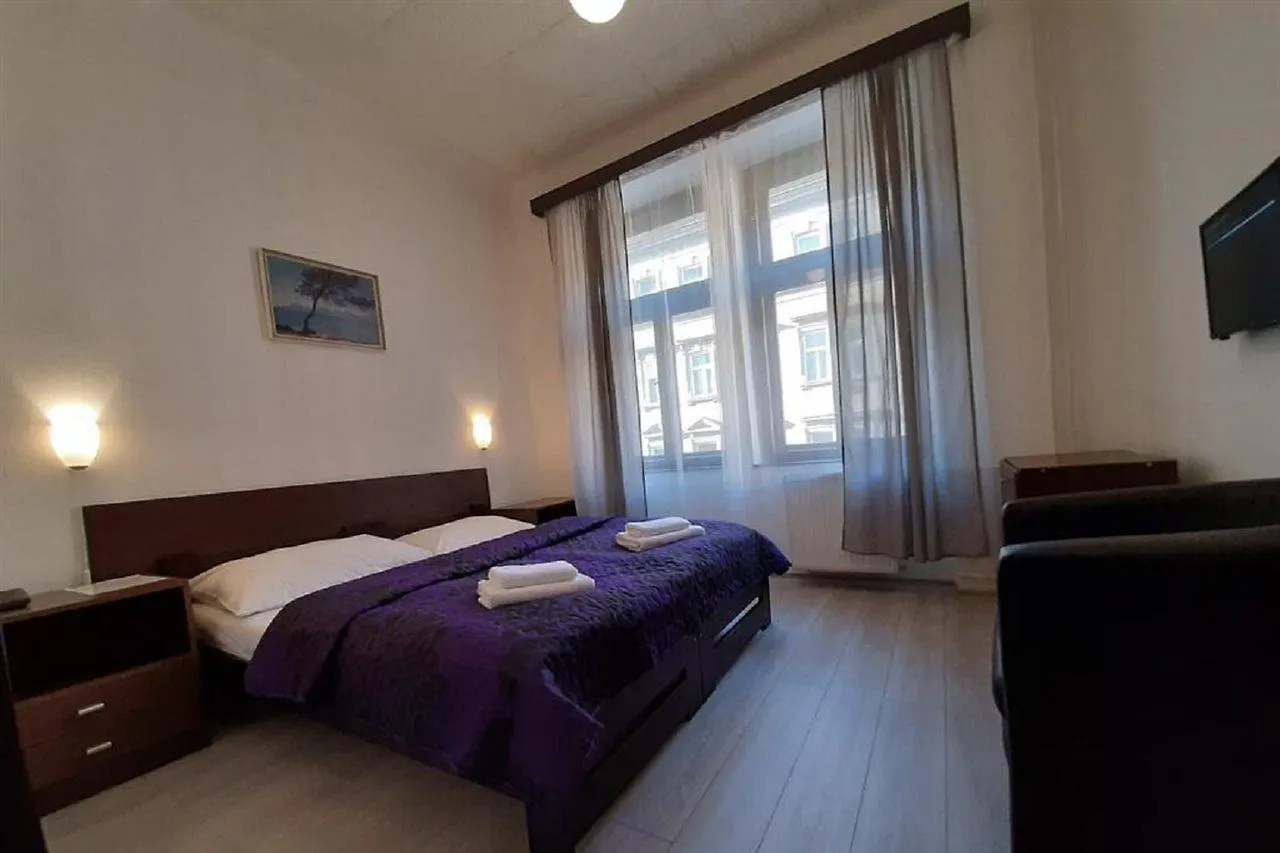 Hotel Olga Praga 3*,  Czechy